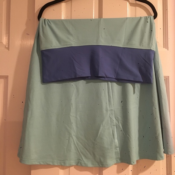 Title nine skirt - Picture 2 of 2