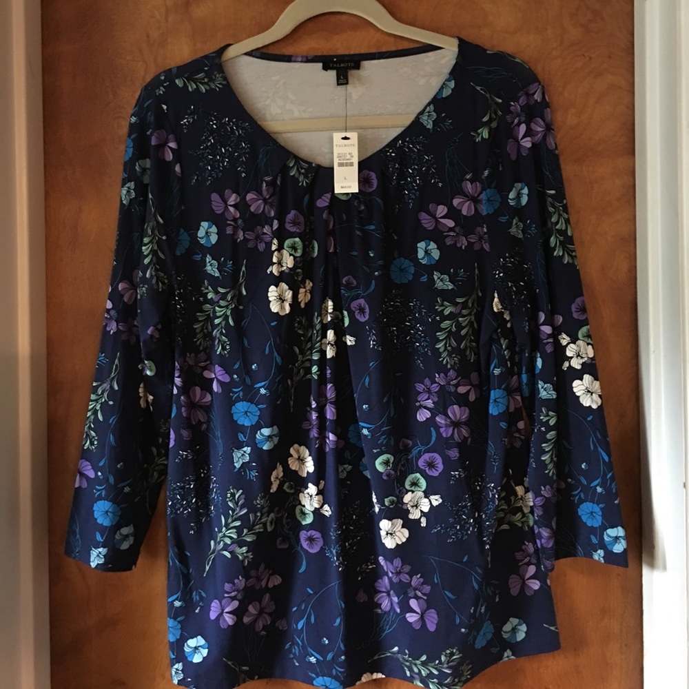 Talbots navy background top NWT