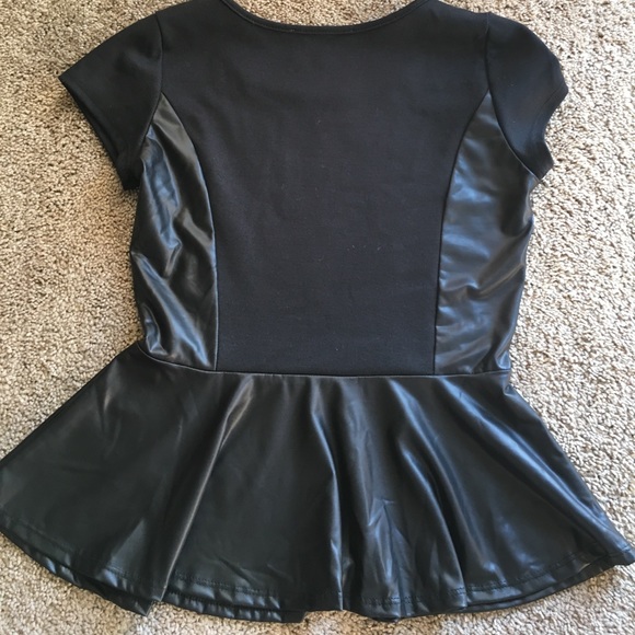 Black shirt - Picture 3 of 3