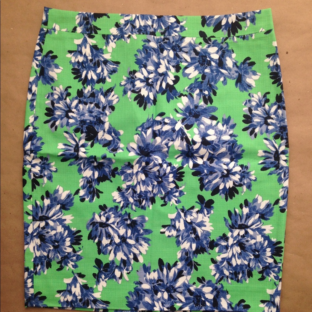 Floral pencil skirt