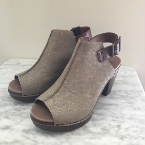 Dansko 'Reggie' Slingback Sandal, Size 9US/39EU