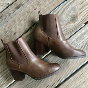 Like New Bass Booties