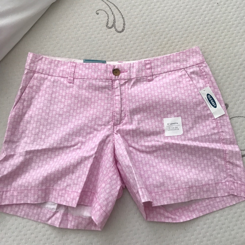 NWT Old Navy Pineapple Print Shorts