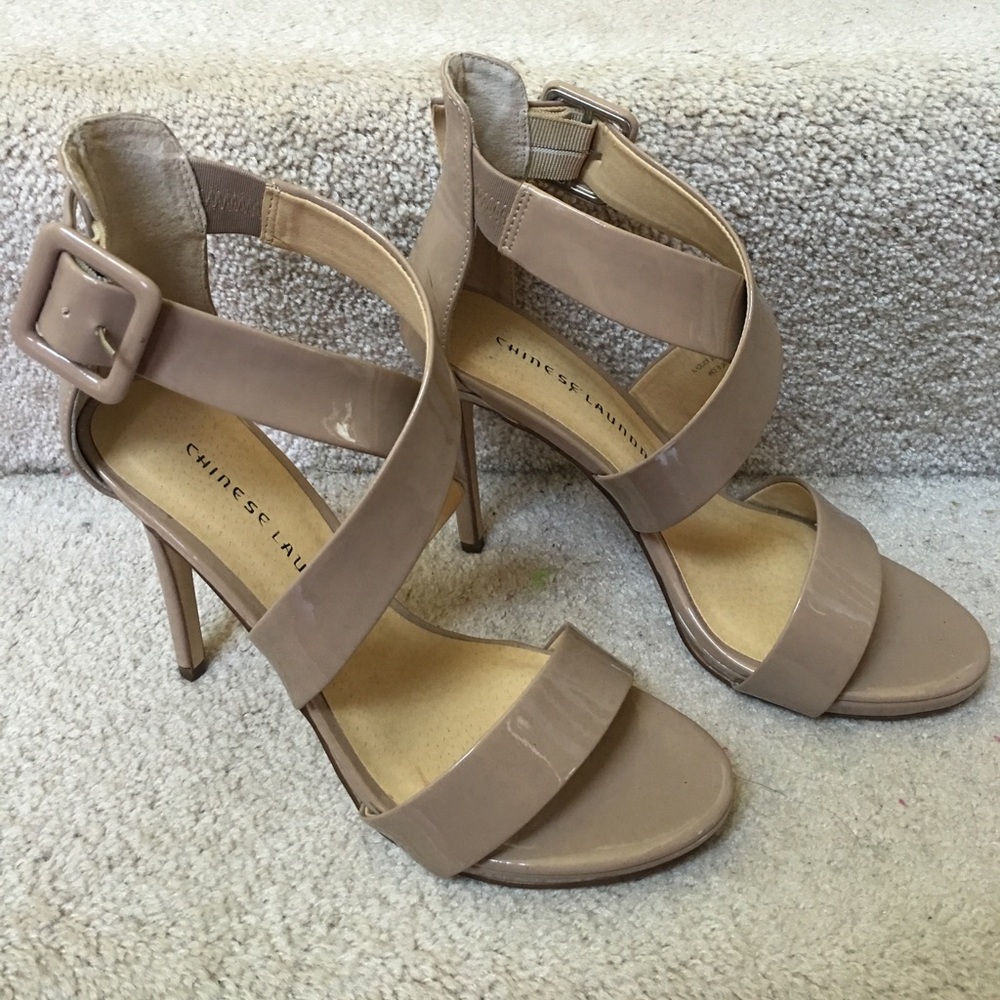 Chinese Laundry Women's Size 8M Strappy Nude Heels