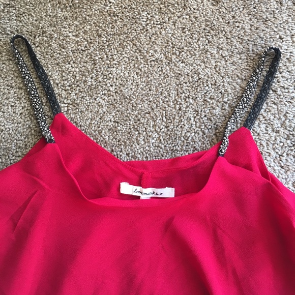 Red tank top - Picture 2 of 3