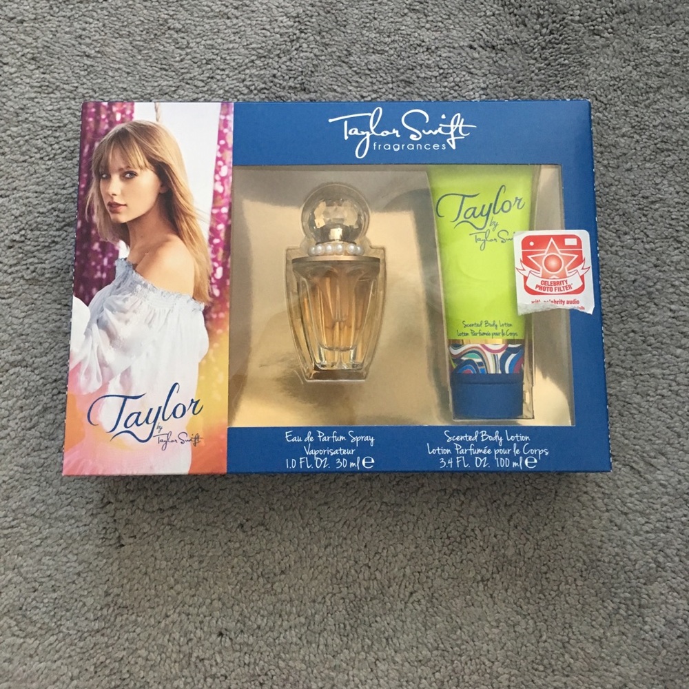 Taylor swift perfume set