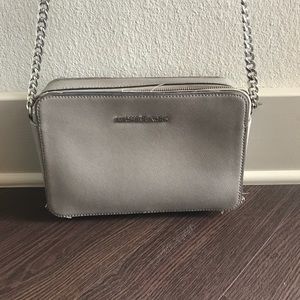 Michael Kors Jet Set Crossbody