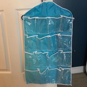 Shoe/ jewelry organizer🔴