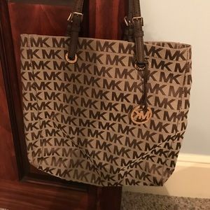Michael Kors Tote