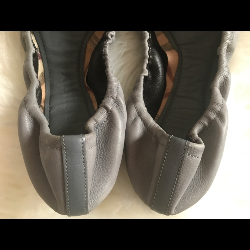⭐️Authentic Burberry leather ballerinas⭐️ - Picture 3 of 5