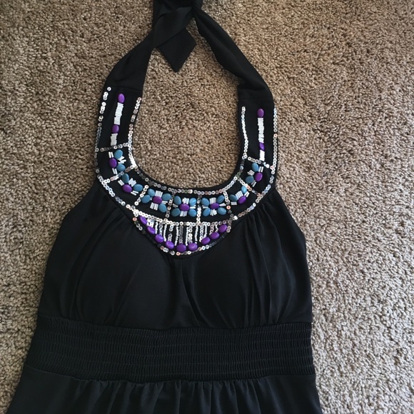 Black dress. - Picture 2 of 3