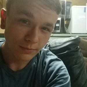Meet your Posher, Adam
