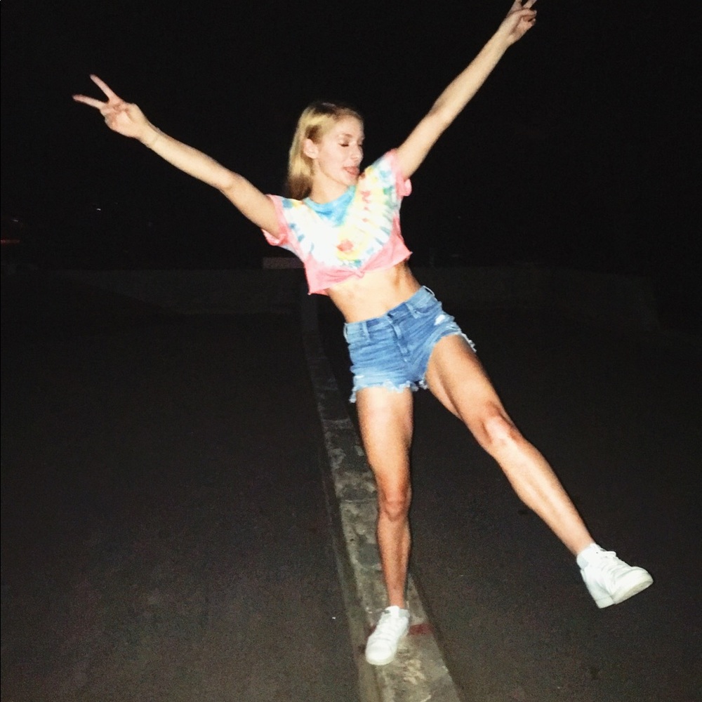 Meet your Posher, Makenzie