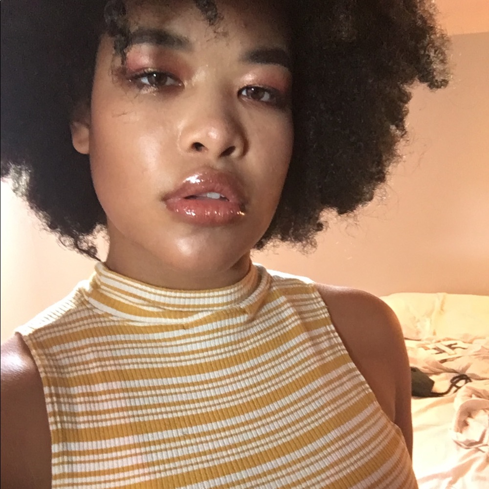 Meet your Posher, Jade