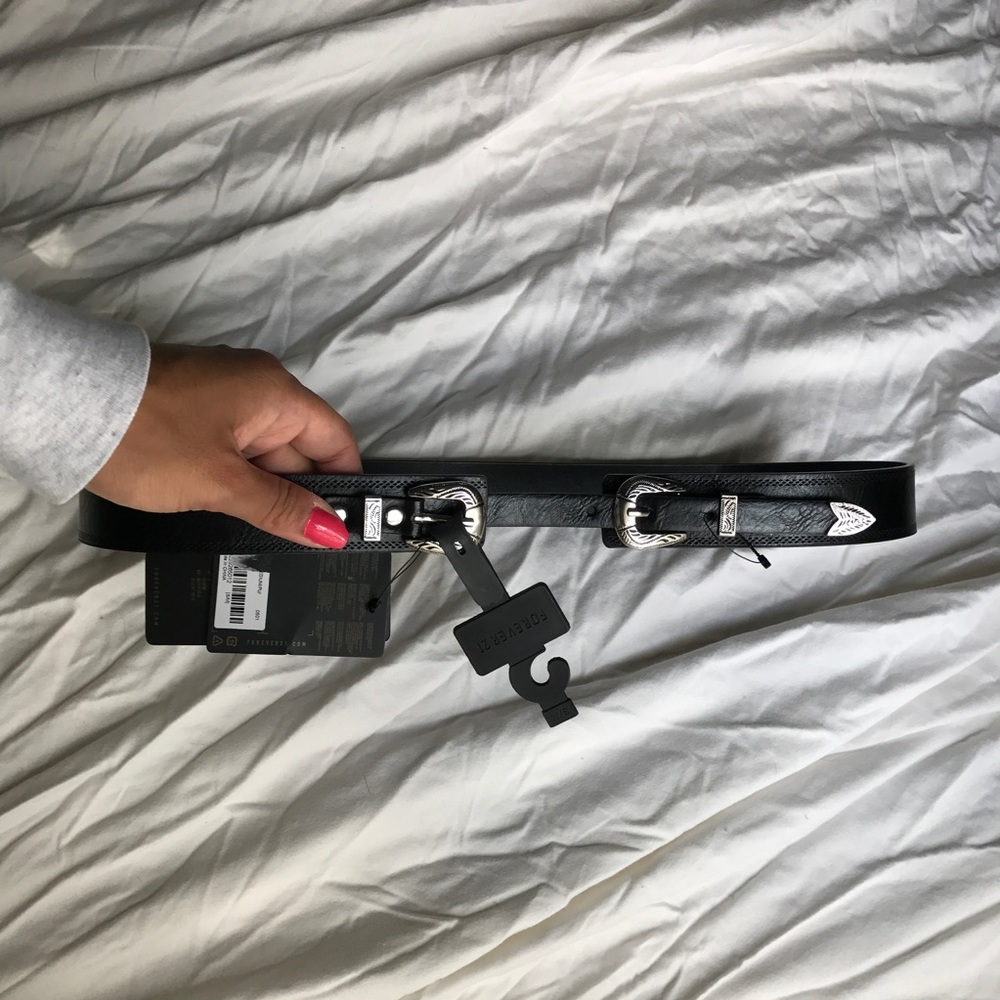 Double buckle belt