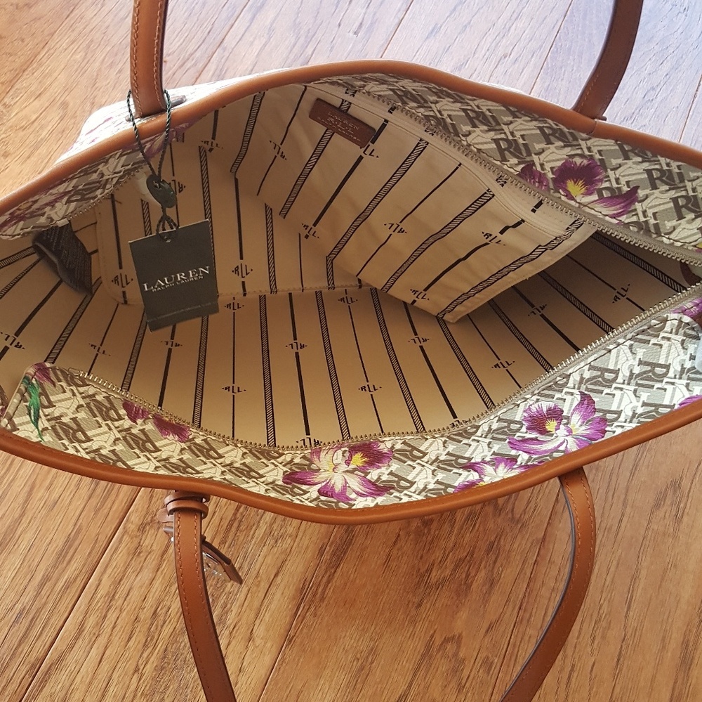 💰SOLD💰Ralph Lauren "Belknap" Tote - Picture 4 of 5