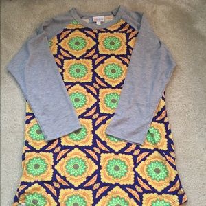LuLaRoe Randy shirt size Small