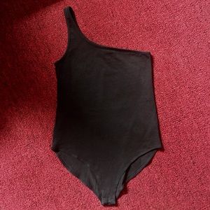 One-shoulder Bodysuit