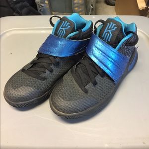 Nike Kyrie Irving basketball shoes
