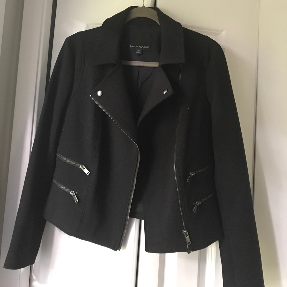Banana Republic moto jacket with zippers Sz 8