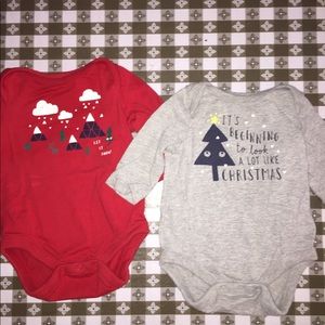 Baby Gap 2 piece bundle  (0-3mo) Christmas