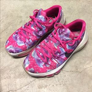 Nike Kevin Durant (KD) Aunt Pearls.