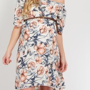 Beautiful Maternity dress!! Never worn!!