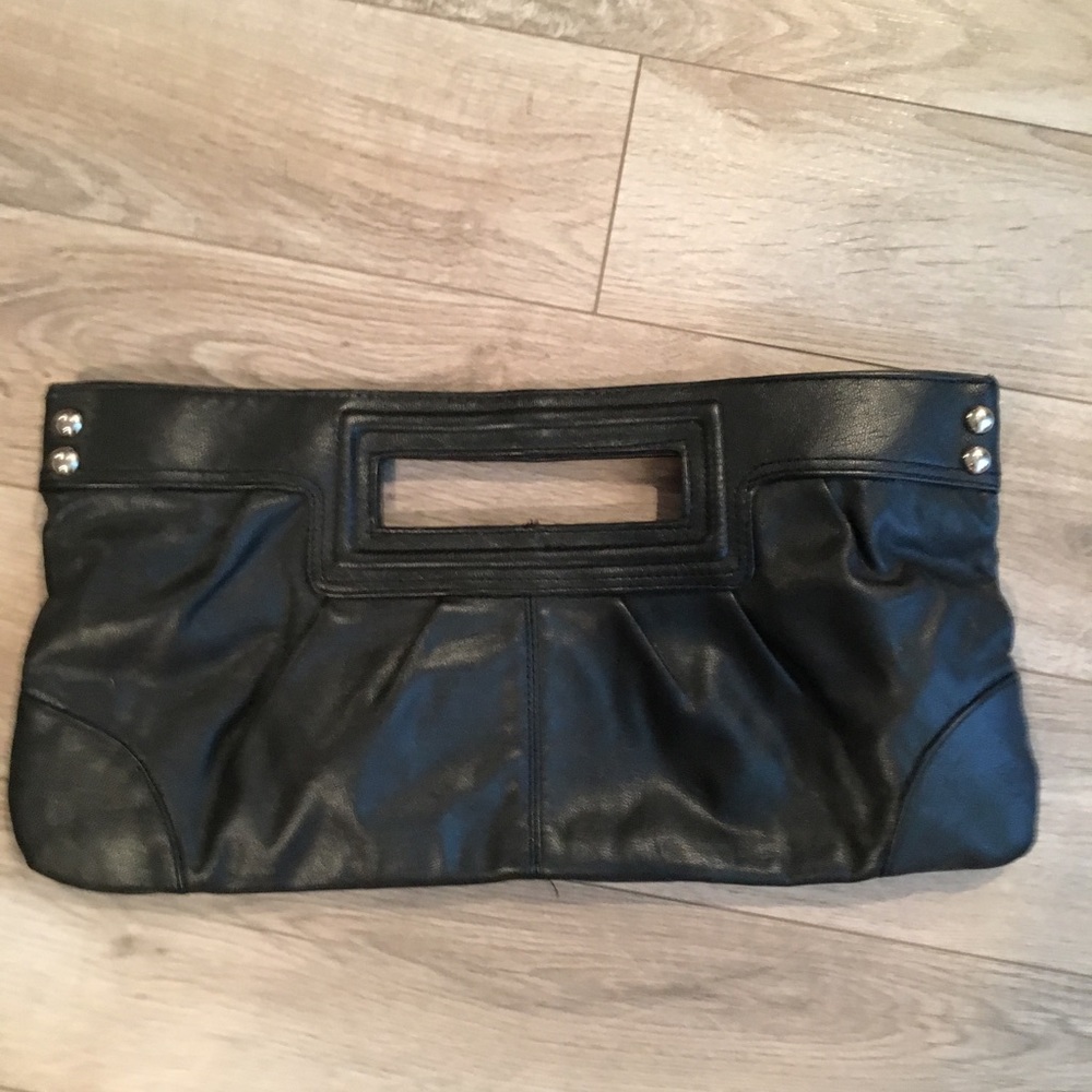 Express Clutch