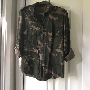 Sanctuary camo print boyfriend shirt