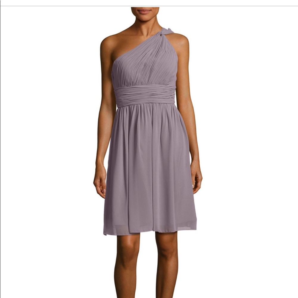 Donna Morgan Rhea Dress in Grey Ridge.