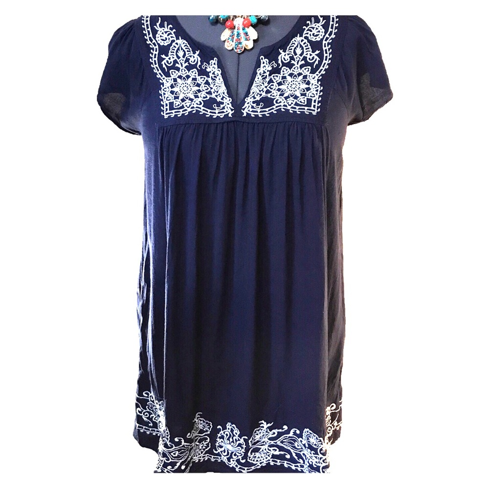 ONE CLOTHING - Navy w/White Embroidered Top