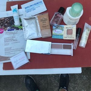 Makeup bundle