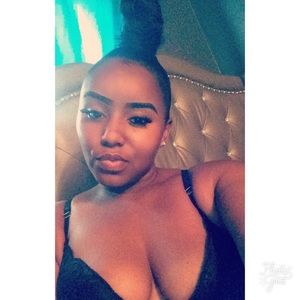 Meet your Posher, Tiya