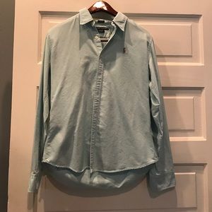 Ralph Lauren Slim fit button up. Looks brand new.