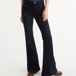 FLASH SALE⚡️A&F Skinny flare jeans