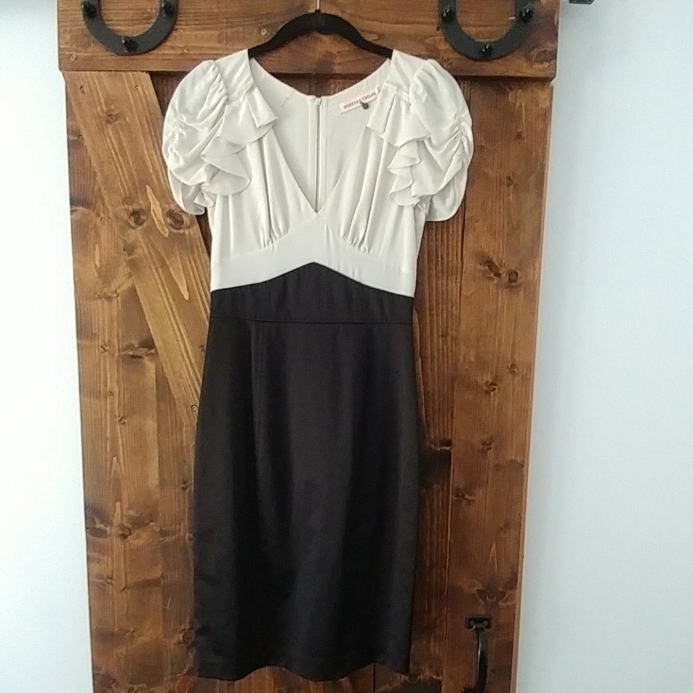 Perfect Cocktail Dress 🍸