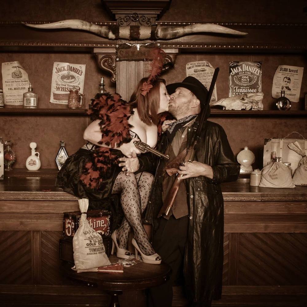 Meet your Posher, Samantha