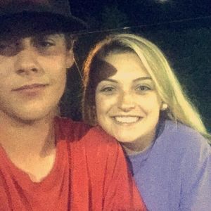 Meet your Posher, Marisa