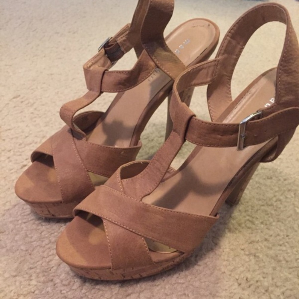 Madden Girl Platform sandals
