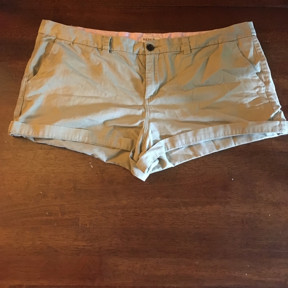 Khaki shorts