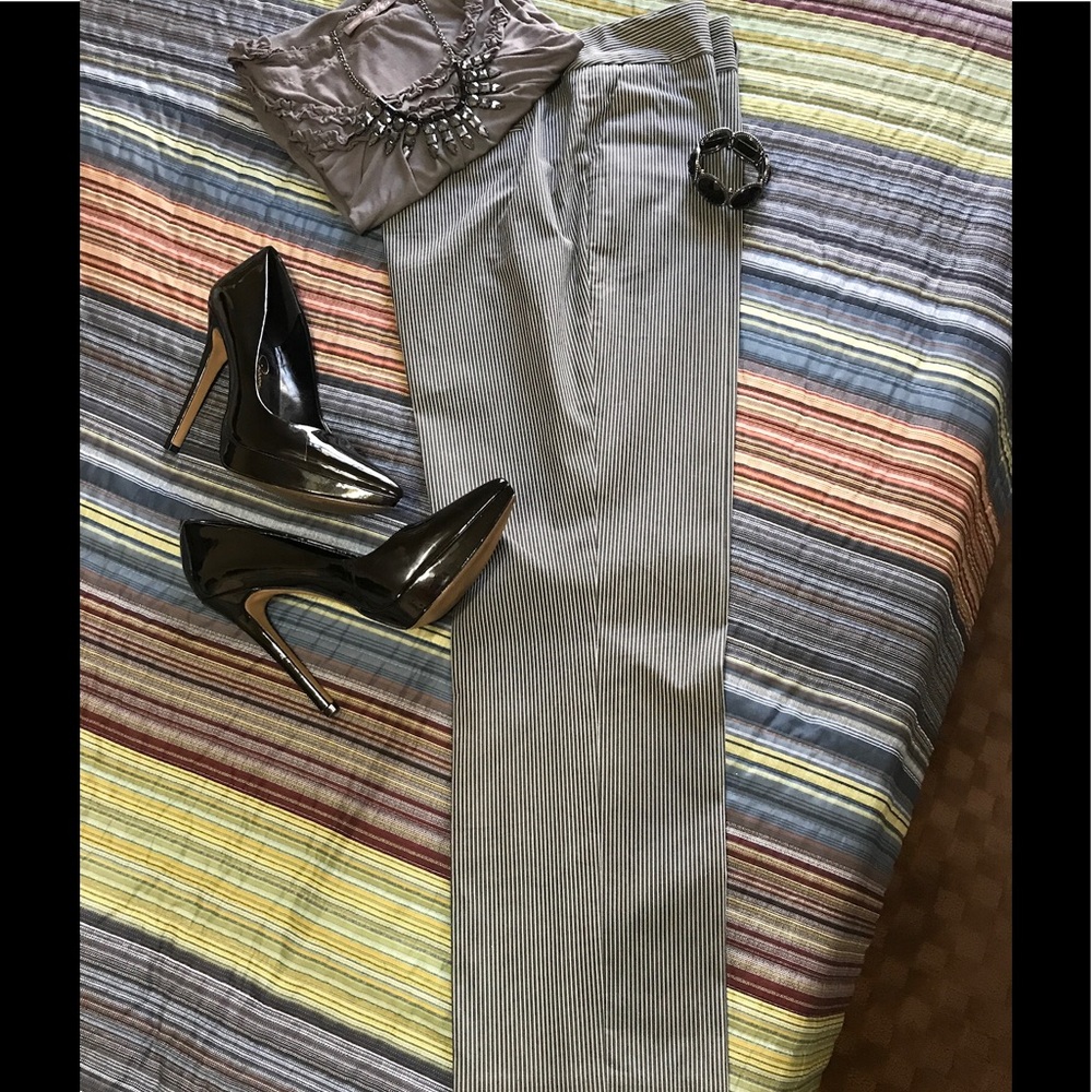 Norma Kamali Gray/White Pinstripe Capris