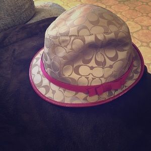 Coach hat