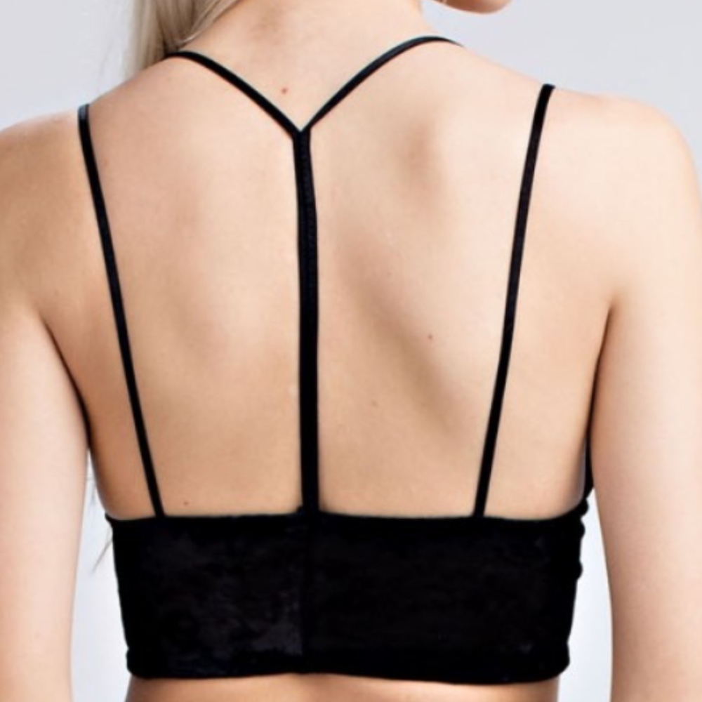 BLACK VELVET CROP TOP - Picture 4 of 5