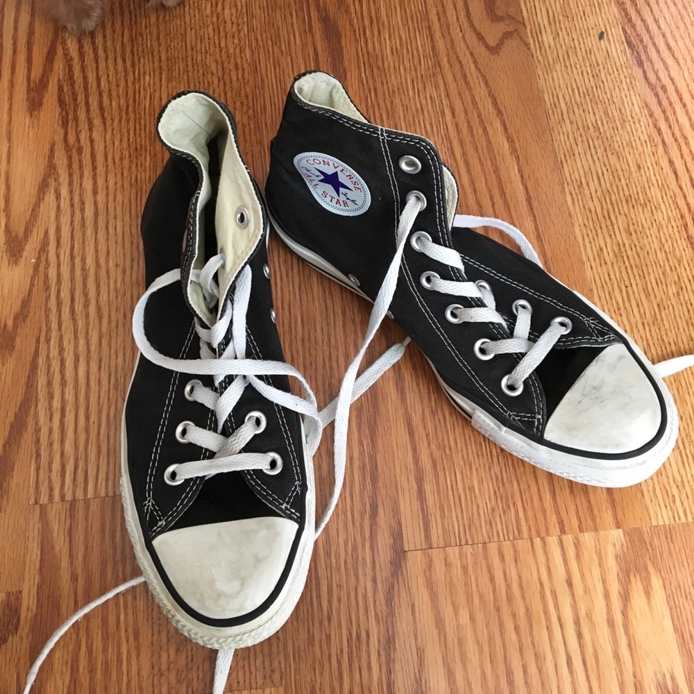 Black converse