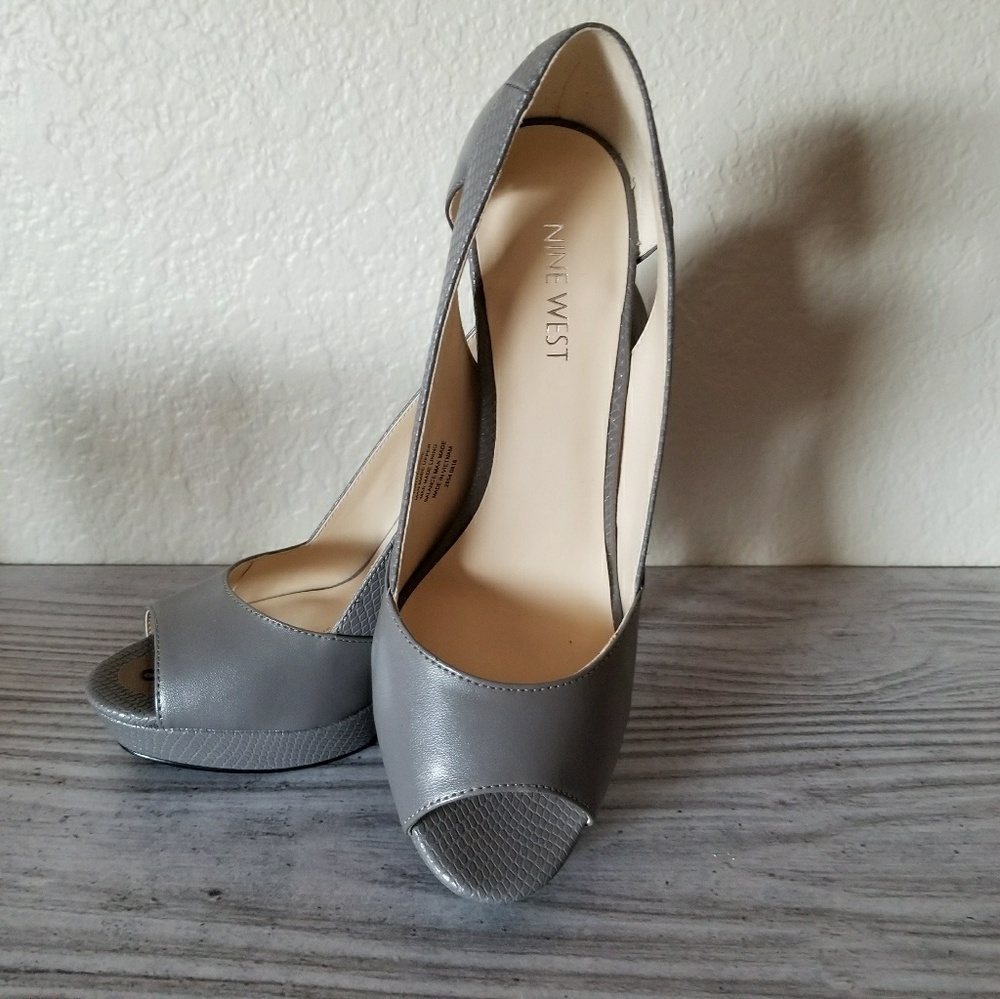 Nine West size 8 high heels nwot never worn