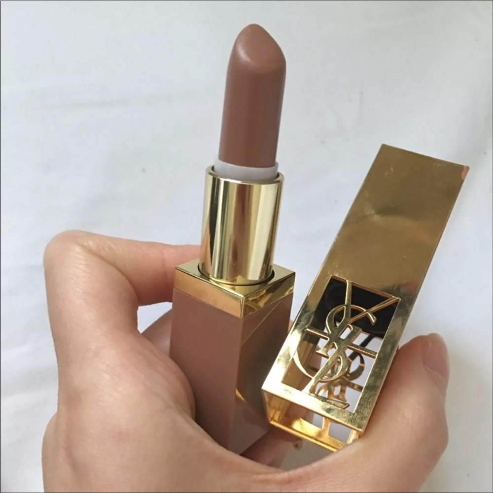 [SOLD] YSL makeup bundle - Picture 4 of 4