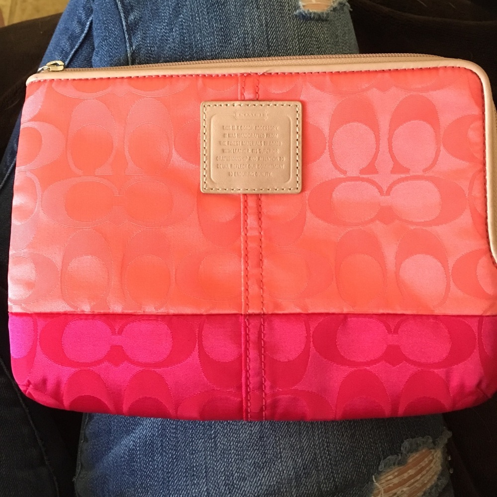 Coach handbag / make up bag