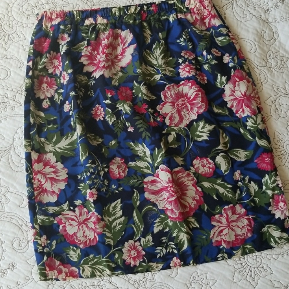 LOFT floral skirt