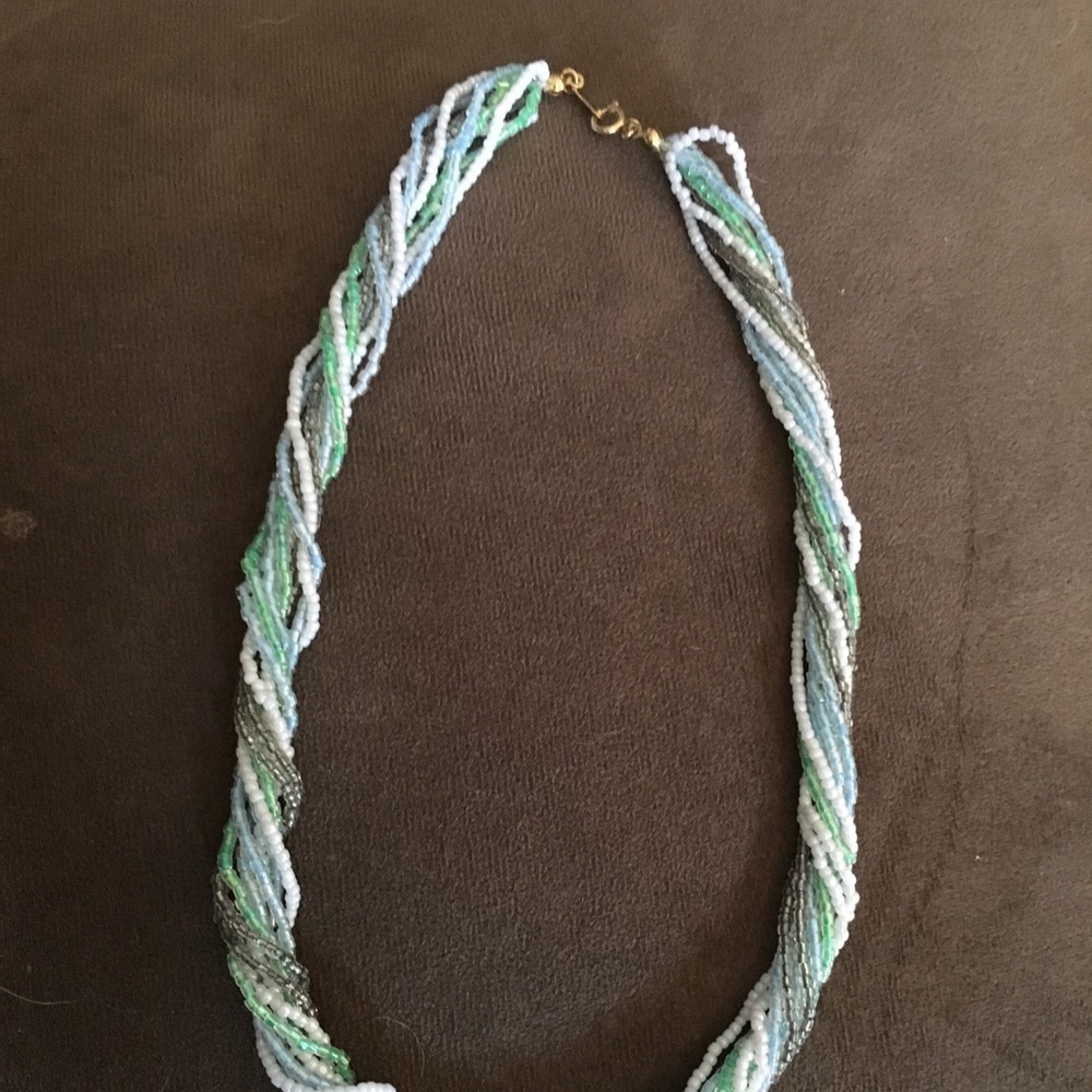 Beaded necklace