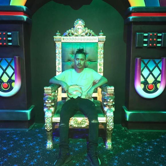 Meet your Posher, Rolfi - Picture 1 of 1